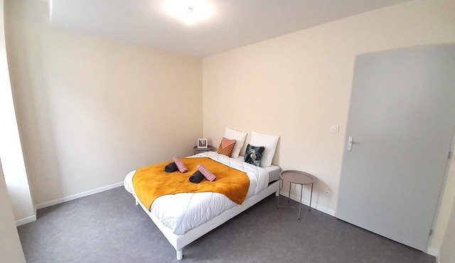 Ecueillé centre -bel appart neuf 2 chambres