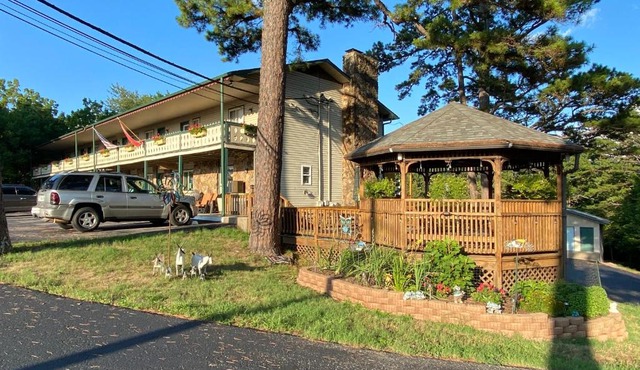 Edelweiss Inn