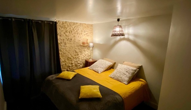 EDEN gîte for 2 people with terrace and swimming pool in the heart of the Périgord Noir region