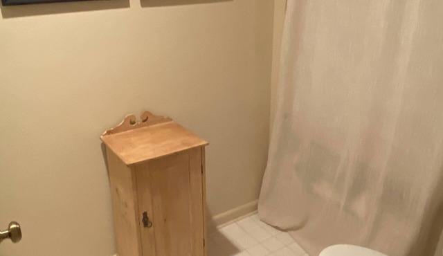 Eden Isle 3-bedroom condo near Greers Ferry lake and short walk to Red Apple Inn