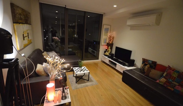 Eden on the River Apartment, Pool