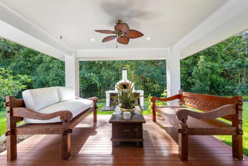 Eden Paradise Sunshine Coast - Luxury Home