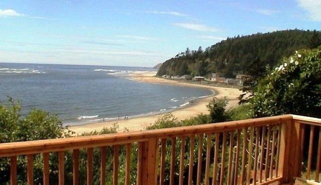 Eden's Garden Cottage, at the Oregon Islands Wildlife Refuge: Internet, piano