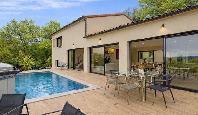 Eden View Villa - Vue panoramique et piscine à débordement