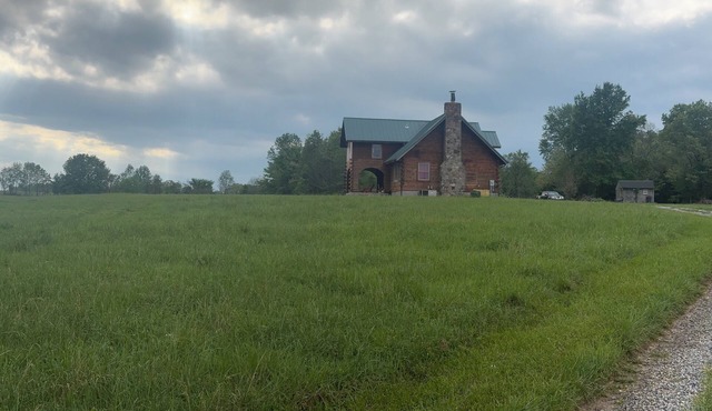 Eden’s Rest – Cozy 2BR Cabin in the Woods