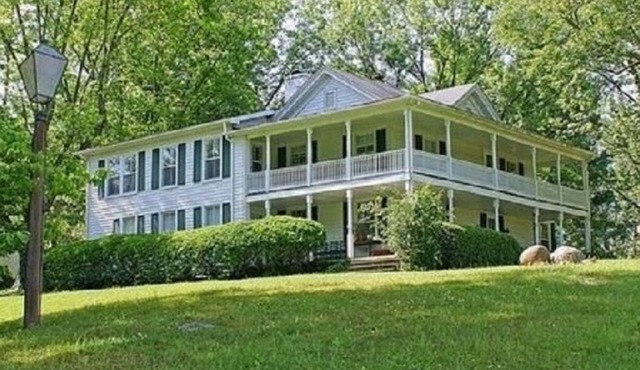 Edge Hill B & B Country Inn