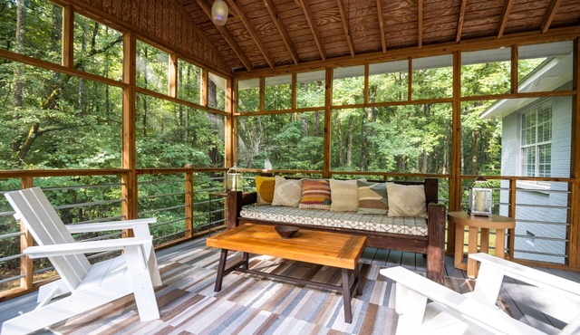 Edge of the Woods | 4 Bed, 2 Bath