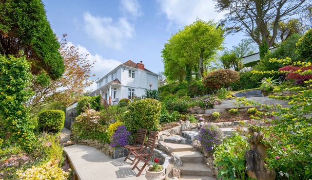 Edgehill - Four Bedroom House, Sleeps 7