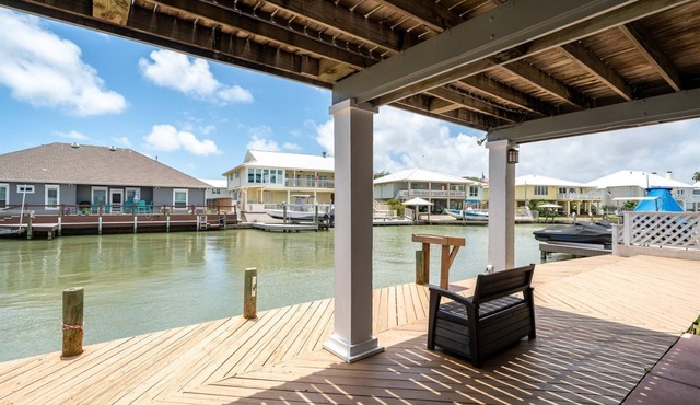 Edgewater Escape by Miss Kitty’s