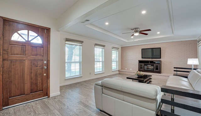 Edgewater Retreat Rowlett/Rockwall. 4-Bedrm 2bathrm 2 garage