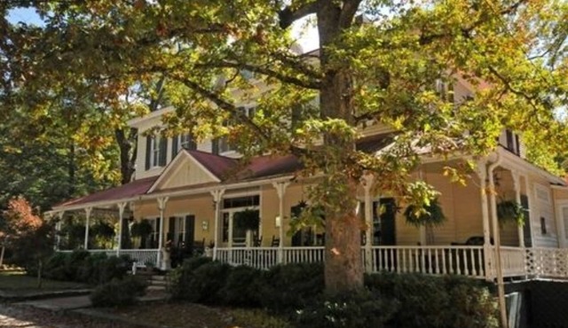 Edgeworth Inn