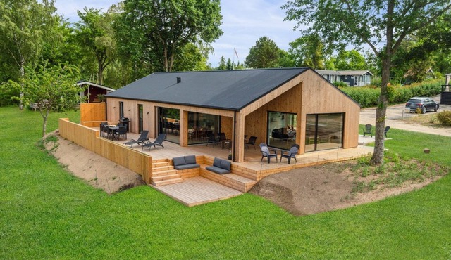 "Edina" - 350m from the sea by Interhome