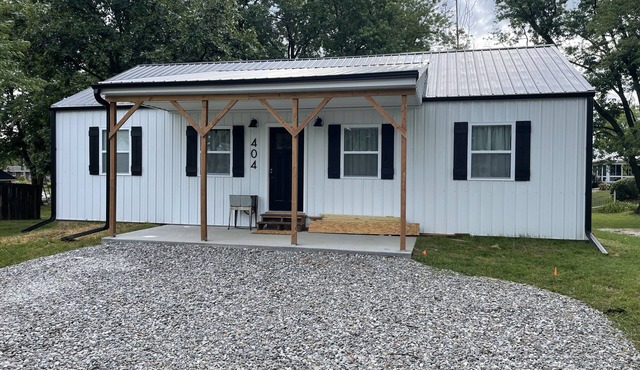 Edina Missouri New Cabin in Rural Area