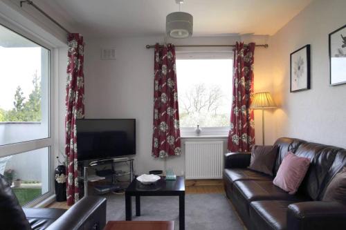 Edinburgh Family-Friendly Flat Walkable from Princess street