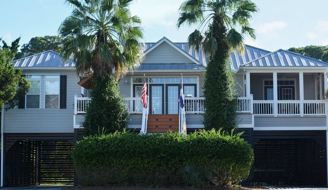 Edisto Beach House on Golf Course with GOLF CART available!