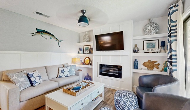 Edisto condo with close proximity to beach & restaurants