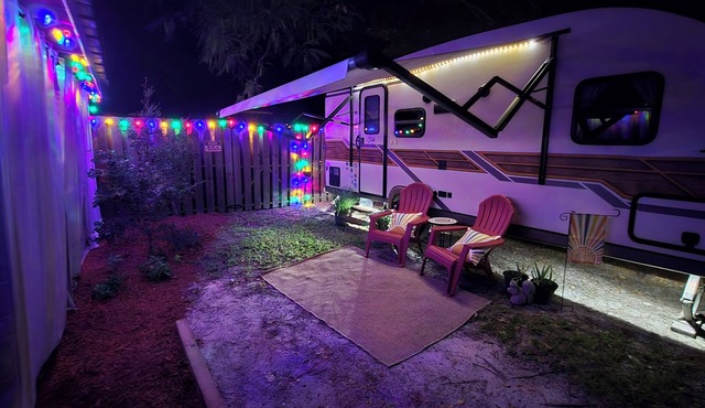 Edith - Vintage Cruiser RV in Springs Country