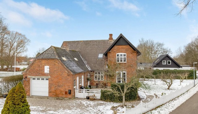 "Edla" - 5km from the sea by Interhome