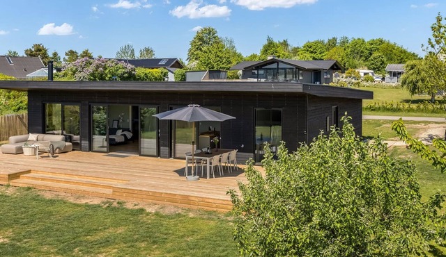 "Edvia" - 200m to the fjord by Interhome