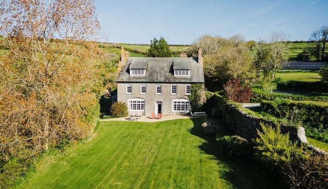 Efford House by Group Retreats