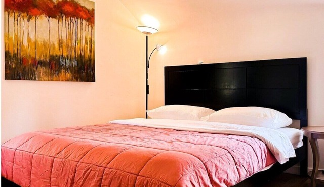 Eggert - Upper · 2BR apartment near UB, Niagara, Hospitals, Buffalo