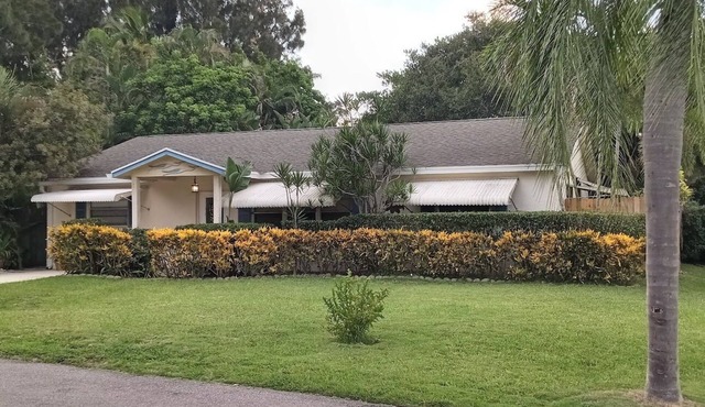 Egret House