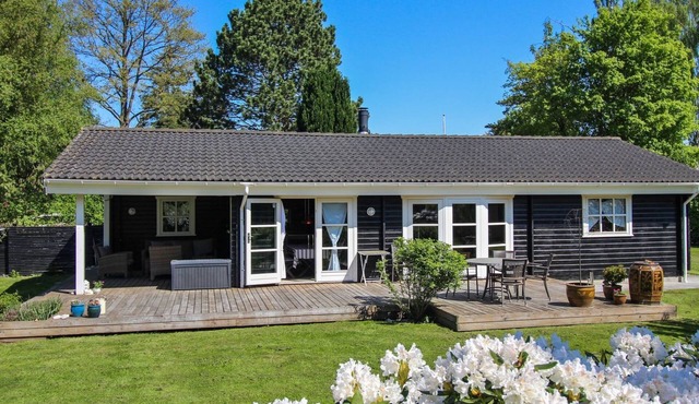 "Eia" - 500m from the sea by Interhome