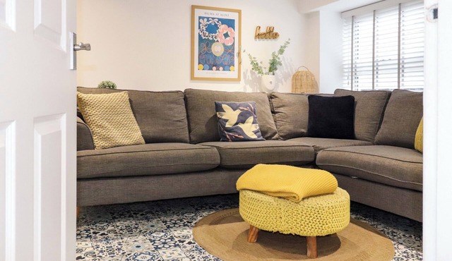 EIDER COTTAGE, pet friendly, character holiday cottage in Cullen