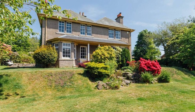 Eight bedroom house in United Kingdom of Great Britain and Northern Ireland, Stirling