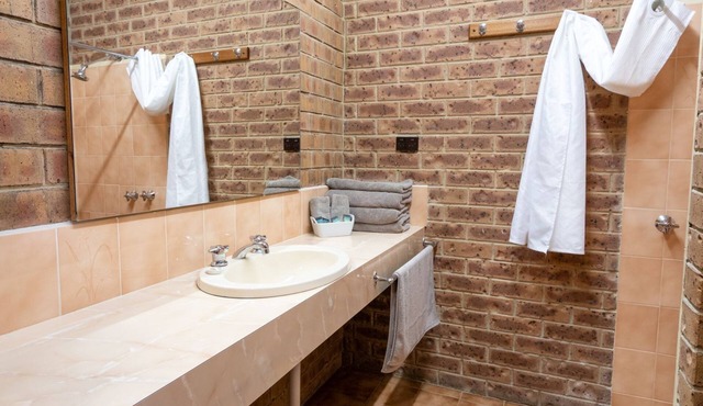 Eildon Parkview Motor Inn. Room 7