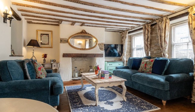 Eilmers Cottage - Beautiful 4BD in Malmesbury