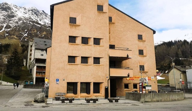 Ein-Zimmer-Wohnung 'Claudia' in San Bernardino im Zentrum by Interhome