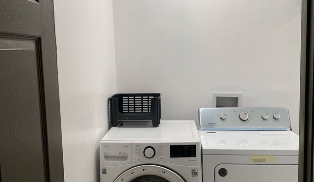 Einstein Hospital, Naval base in the NE, Near Tacony Bridge