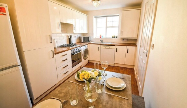 Einstein House | Horizon Stays