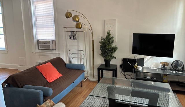 Einstein, Salus, Lasalle 2nd fl 2bed