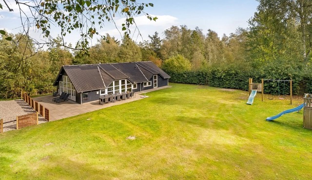 "Eisa" - 300m to the fjord by Interhome