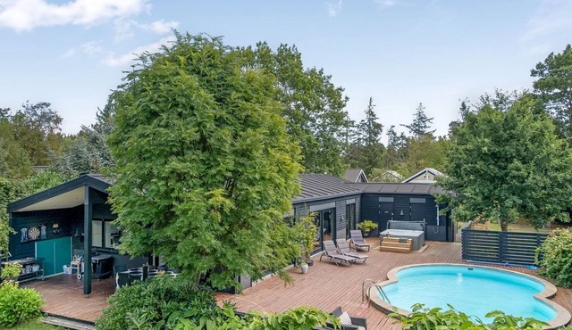 "Ejnarine" - 1.5km from the sea by Interhome