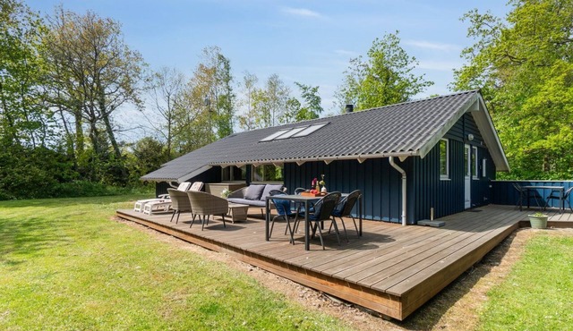 "Ejnarine" - 300m from the sea by Interhome