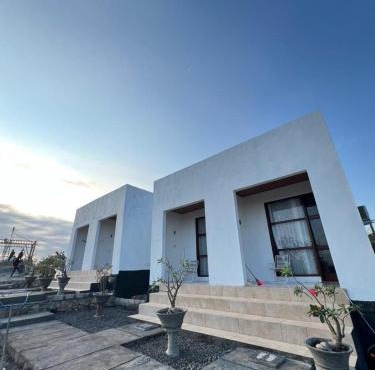 Ekas Kongkong Paradise Villa and Resto