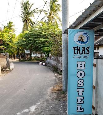 Ekas Loka Surf Hostel