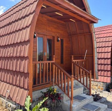 Ekas Rising Coffee And Cottages