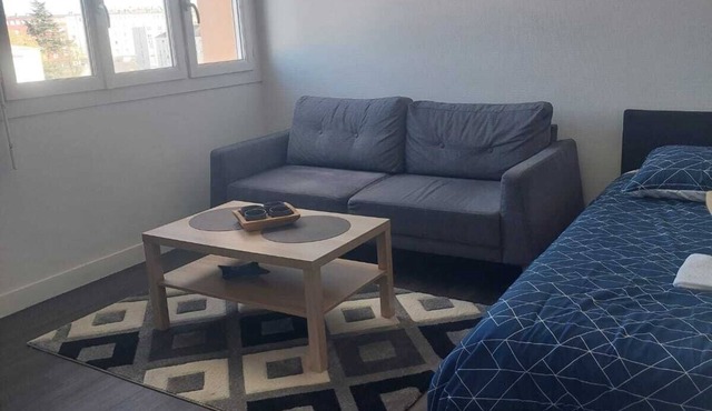 Elégant Apt Meublée et Équipé de 32m²