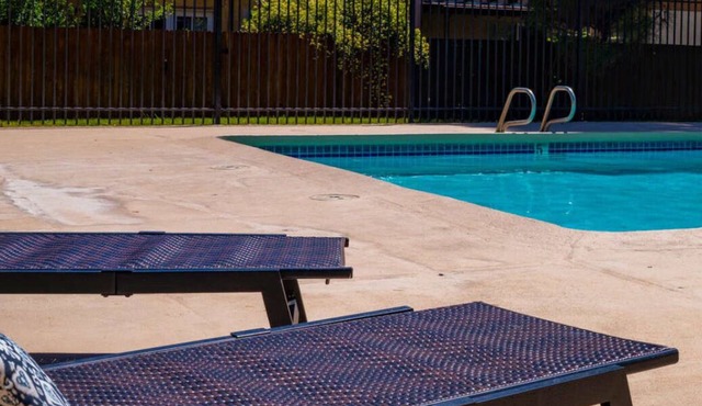 EL Altos and The Plaza - 2 Homes 1 Property