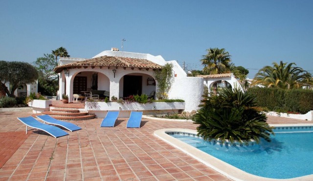 El Barracó - private pool & Mediterranean views