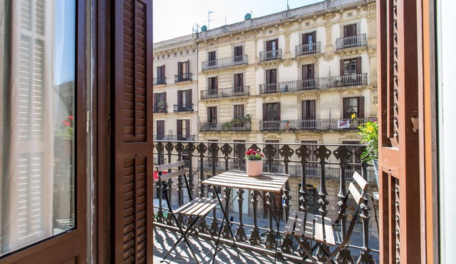 El Born Guest House by Casa Consell