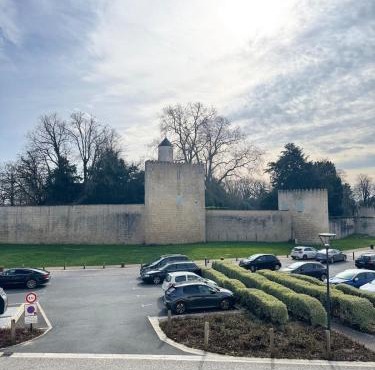 El Castillo Face au Château et Climatisé