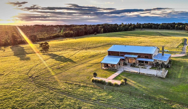 El Cerrito Lodge - Huge Diana Ranch House!