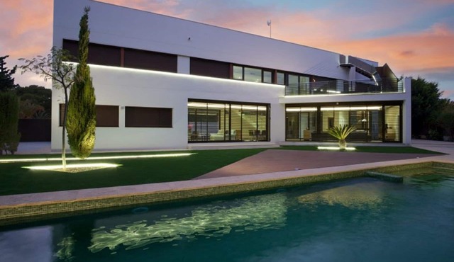 El Convento - Luxury Modern Villa