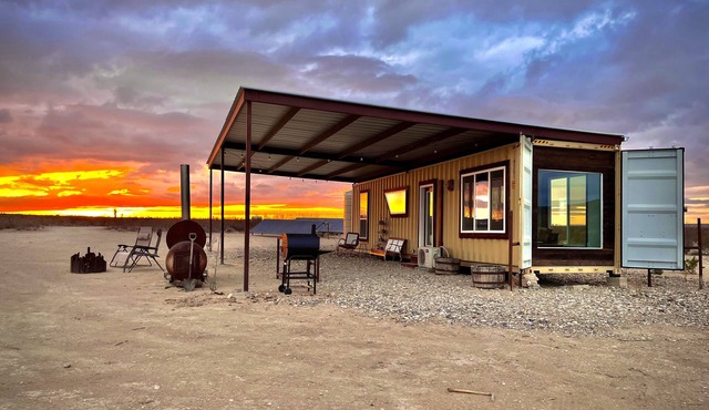 El Coyote Terlingua - Red Bluff