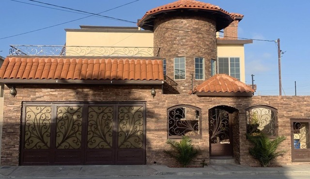 EL MIRADOR beautiful panoramic view of the Pacific Ocean!